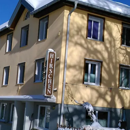 בית הארחה Gasthof Hirschen 2*