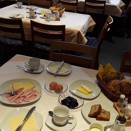 בית הארחה Gasthof Hirschen